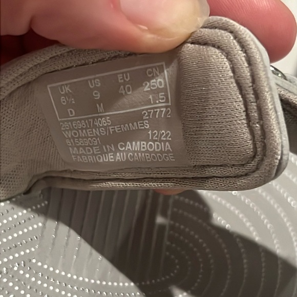 Clark’s Cloud-steepers Grey Sandals - Picture 9 of 9